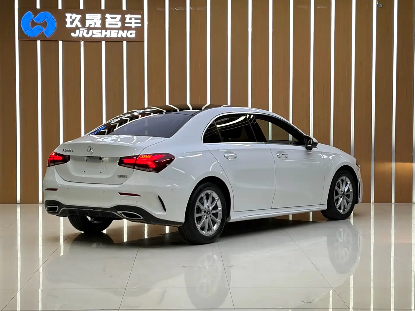 Mercedes-Benz A-Class 2019 A 200 L Sport Sedan фото 21