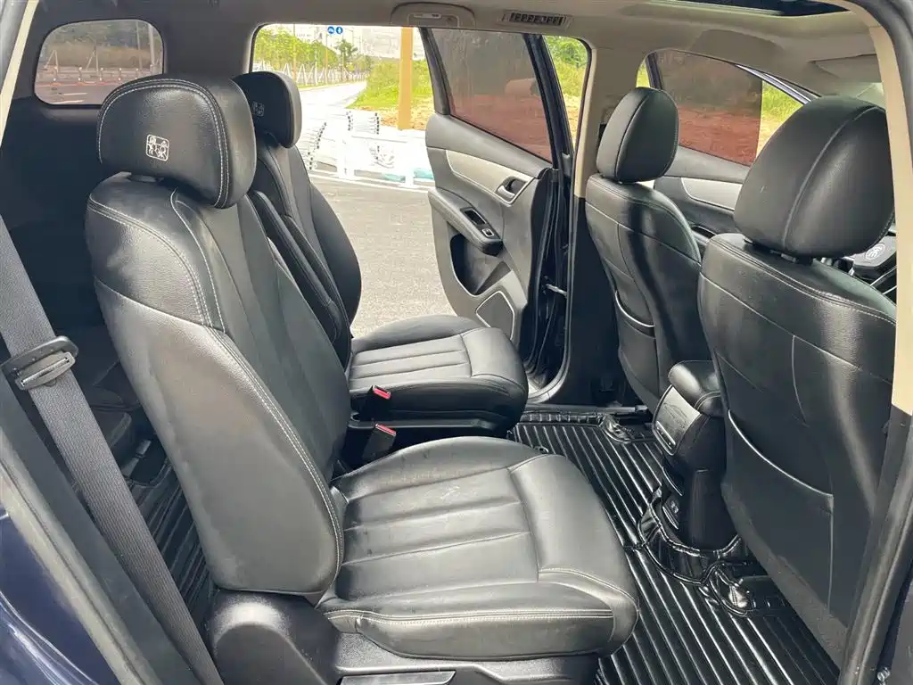 BYD Song MAX 2021 Upgrade 1.5T Automatic Luxury Edition 7-Seater фото 7