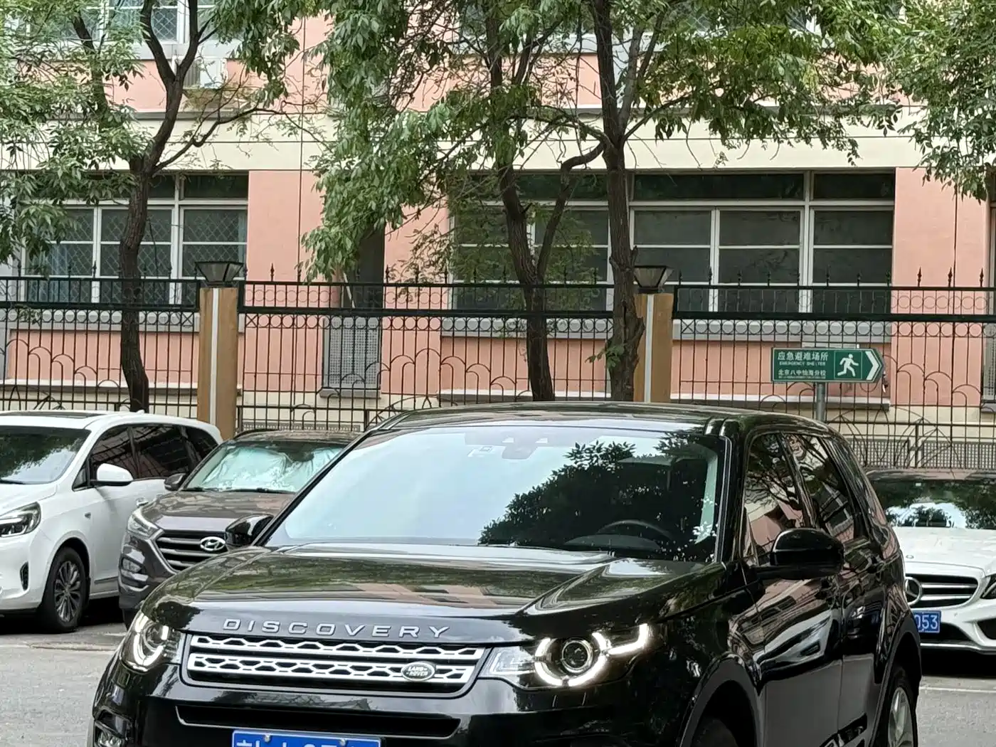 Land Rover Discovery Sport 2018 240PS HSE Edition фото 3