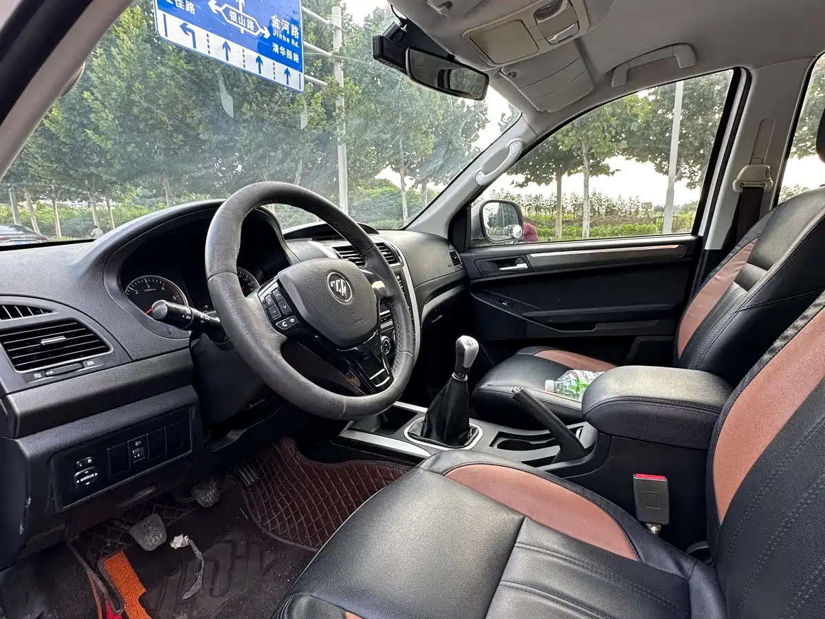 Foton Tunland 2019 2018 2.8T E5 2WD Elite 4J28TC4