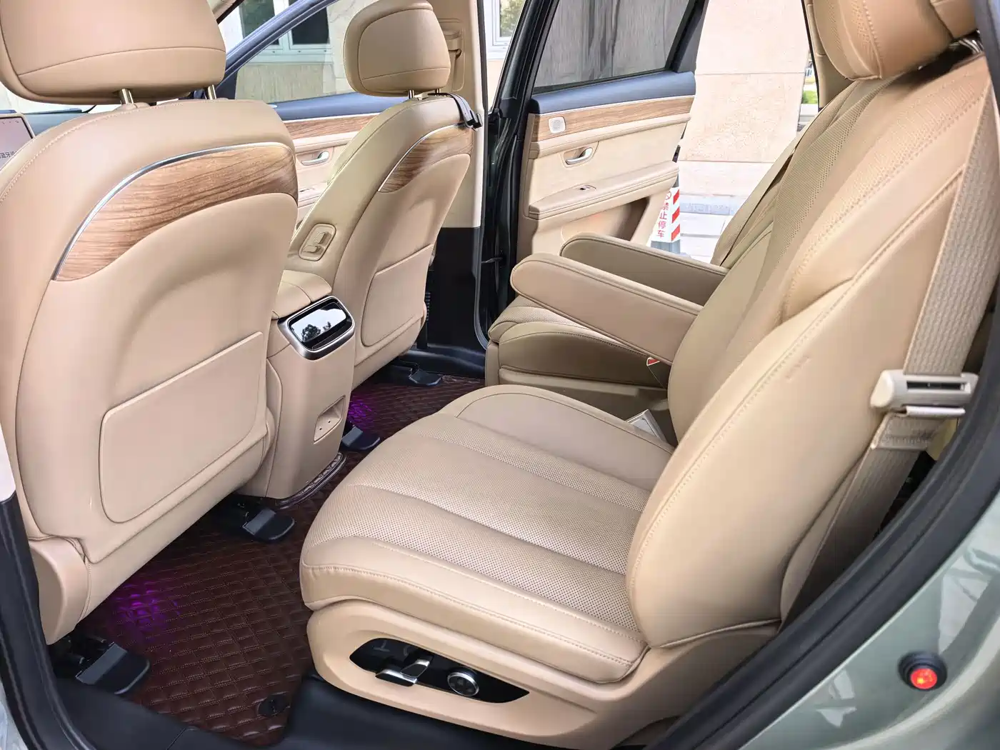 Aito M7 2023 2022 1.5T RWD Comfort Edition