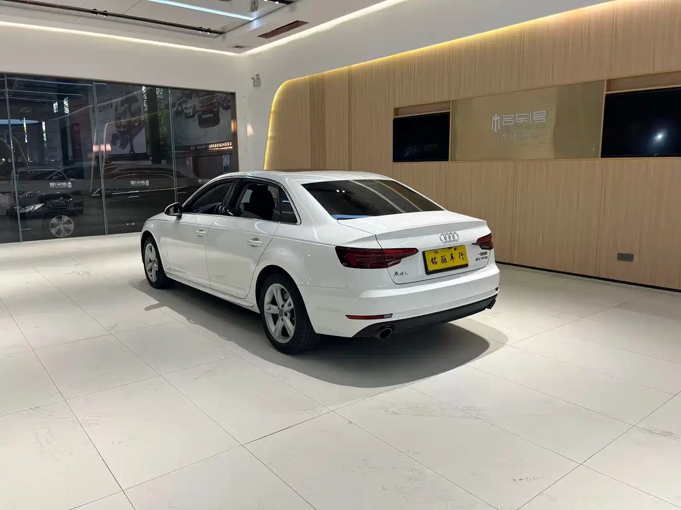 Audi A4L 2017 40 TFSI Fashion Edition фото 5