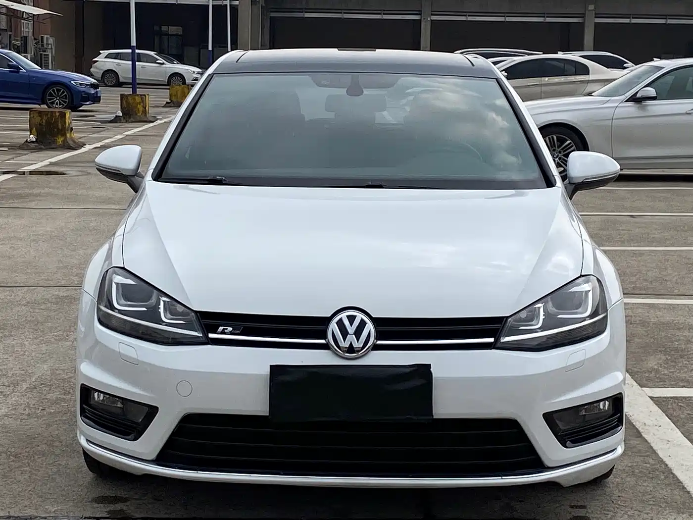 Volkswagen Golf 2016 1.4TSI Automatic R-Line фото 2