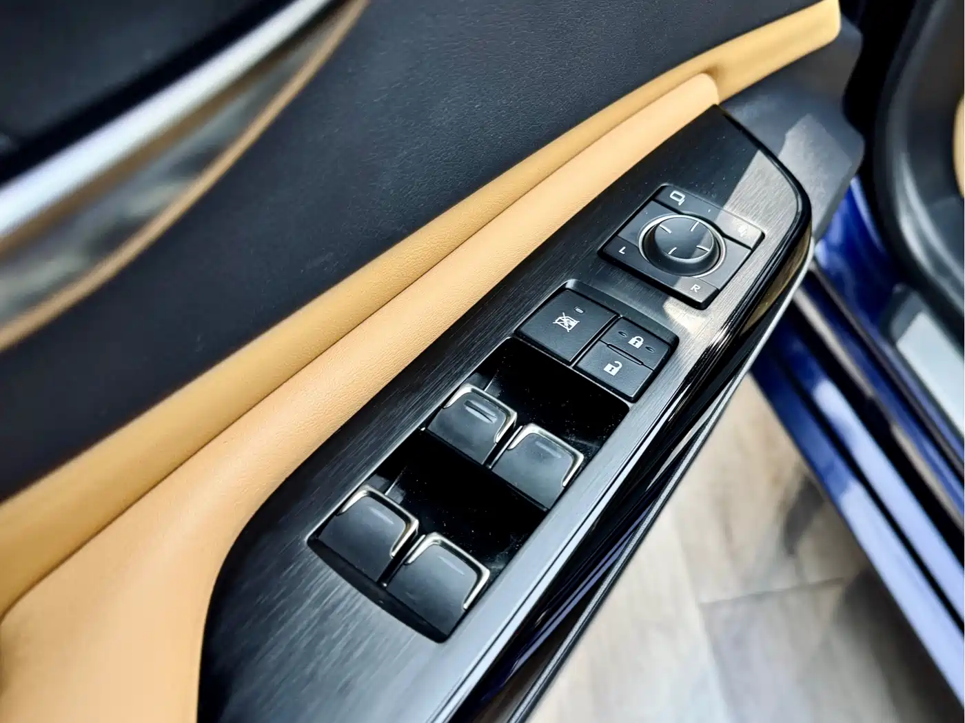Lexus ES 2021 260 Excellence Edition фото 11