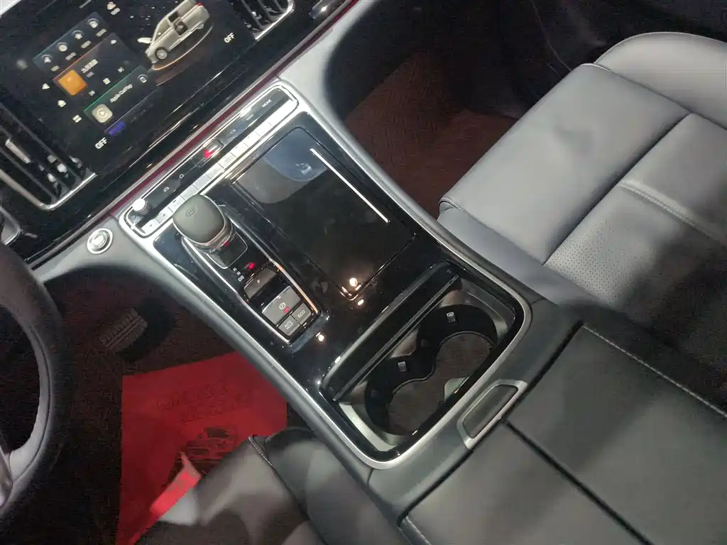 GAC Trumpchi Trumpchi M8 2021 Leading Show Series 390T Prestige Edition фото 10