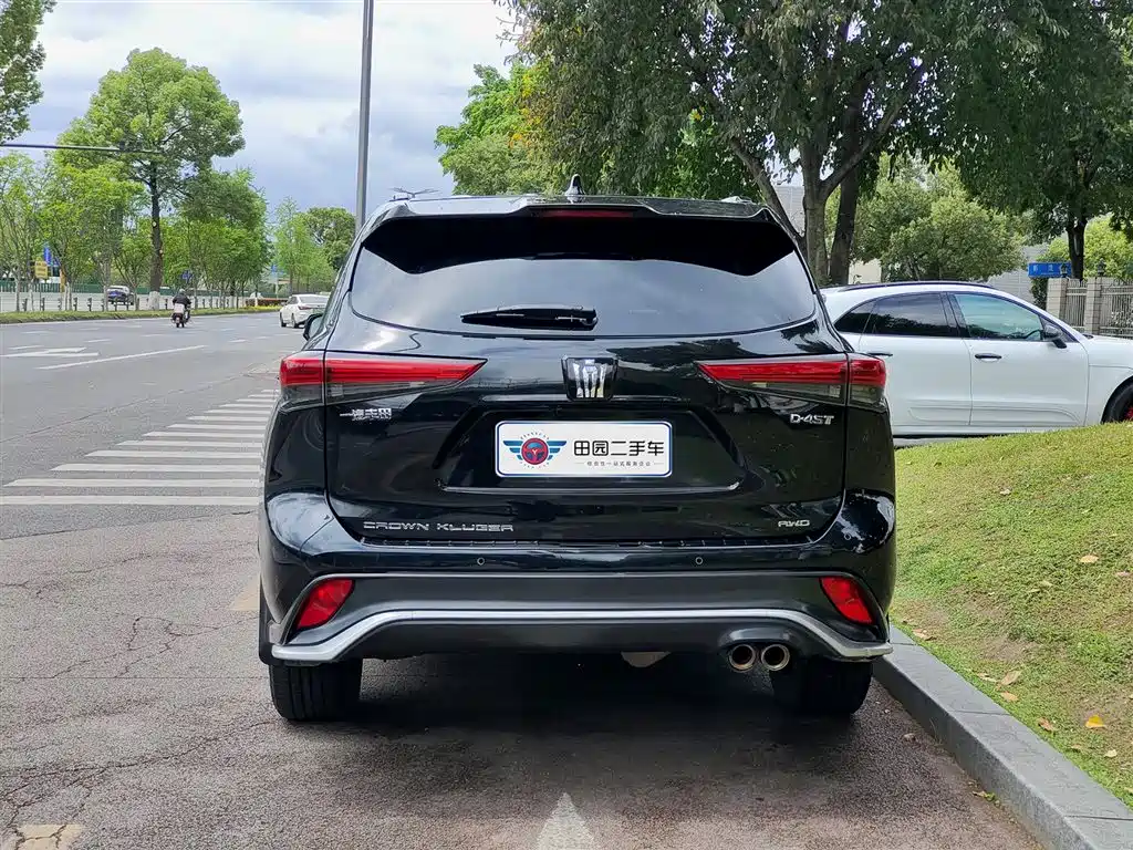 Toyota Crown Kluger 2022 2.0T 4WD Dynamic Edition фото 5