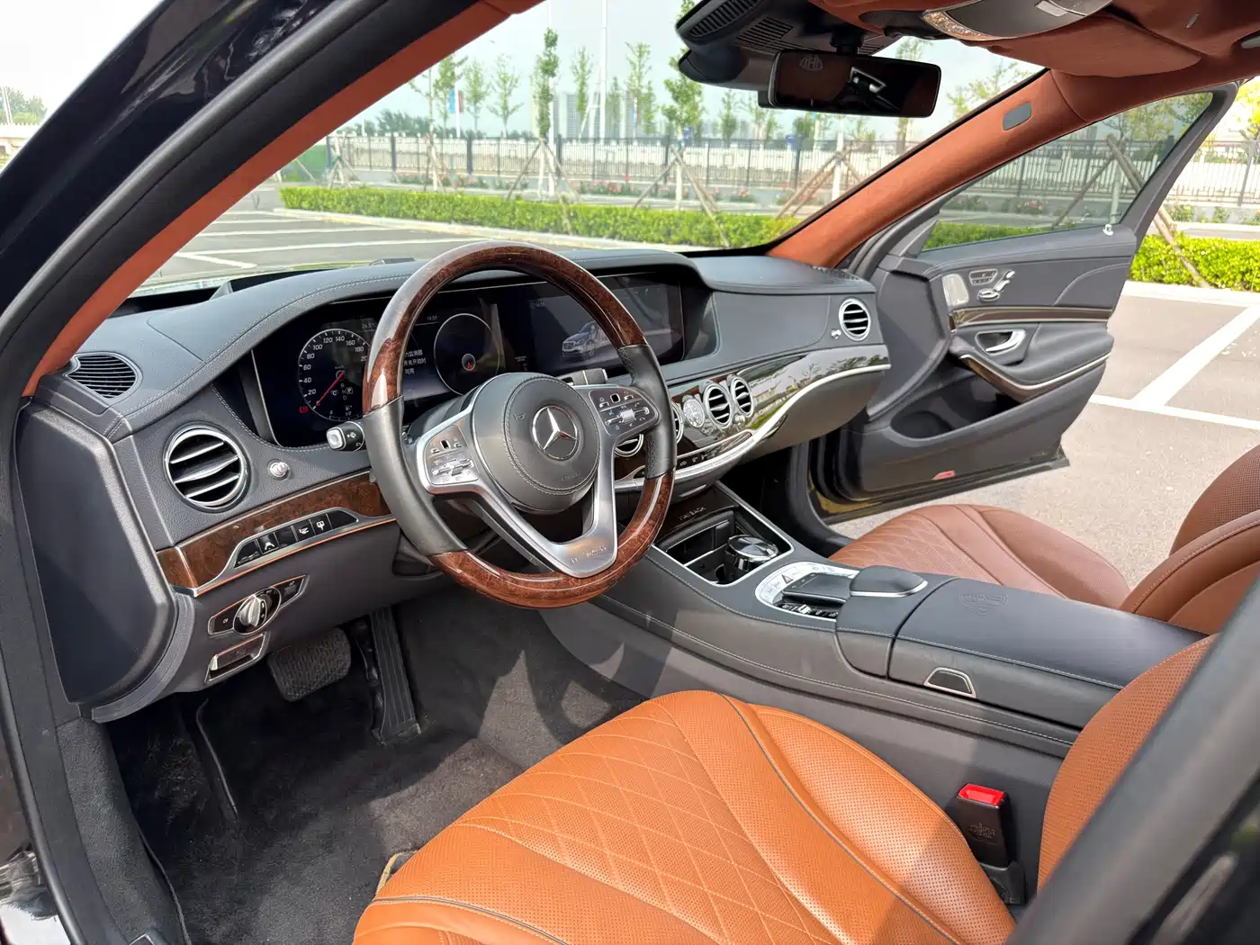 Mercedes-Benz Maybach S-Class 2020 S 450 4MATIC Collector's Edition фото 7