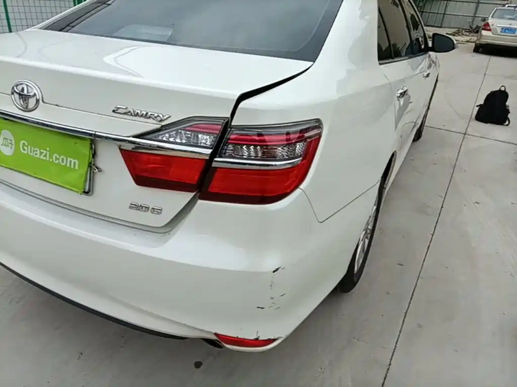 Toyota Camry 2017 2016 2.0G 10th Anniversary Leading Edition