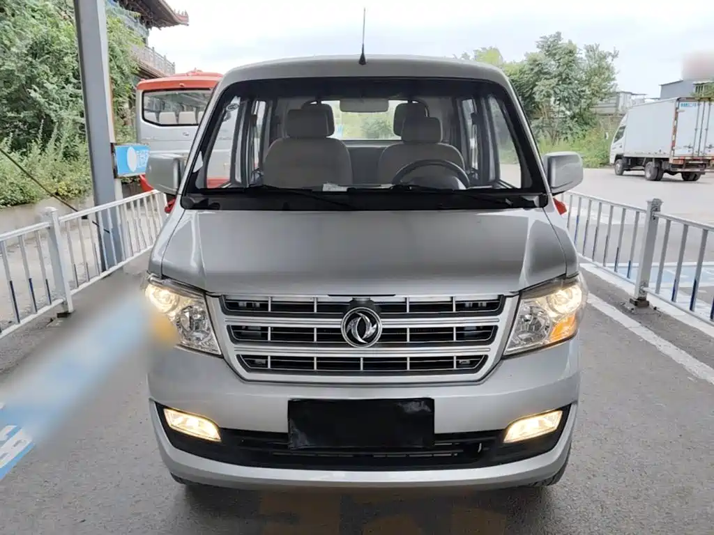 Dongfeng Xiaokang DFSK C32 2020 2019 1.5L Standard China VI DK15