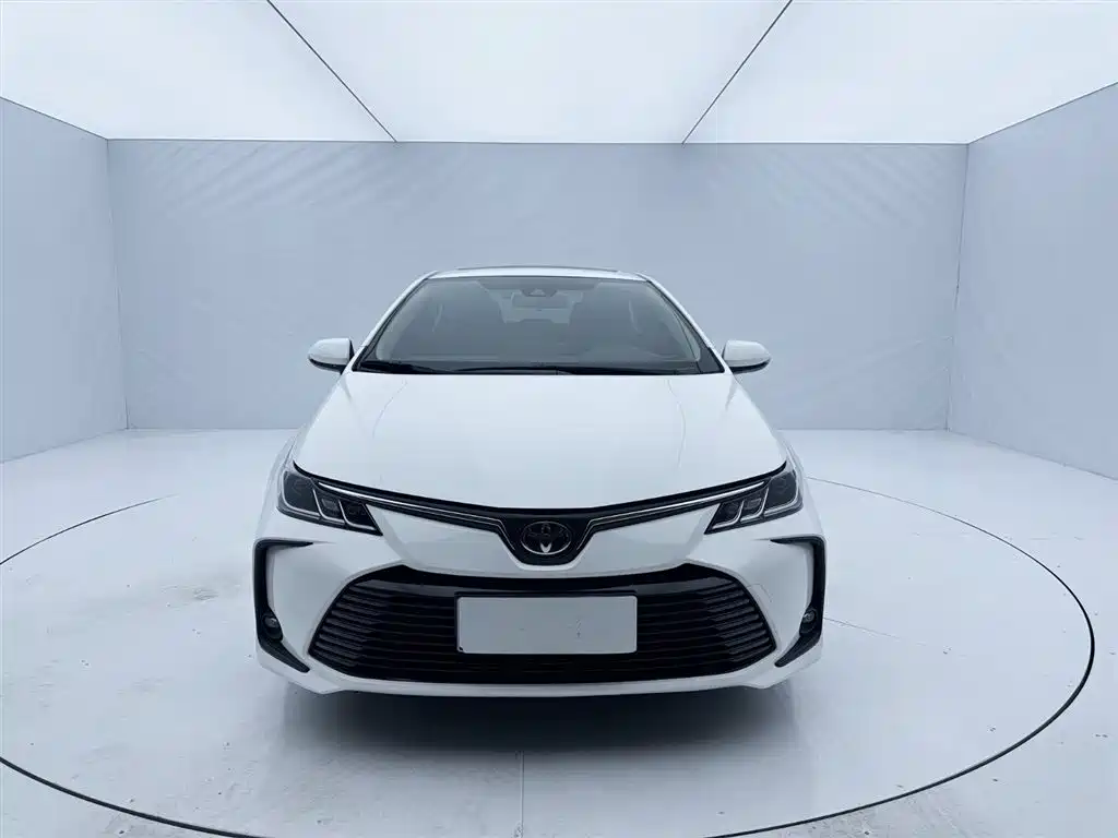 Toyota Corolla 2021 1.2T S-CVT Elite PLUS Edition фото 2