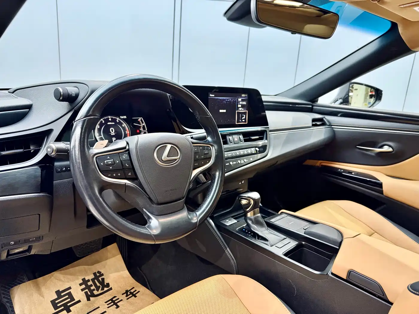 Lexus ES 2021 260 Excellence Edition фото 8