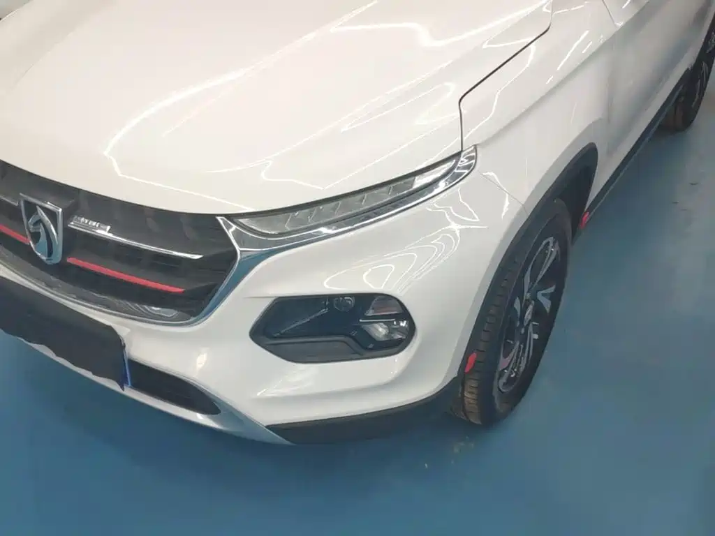 Baojun 510 2017 2017 1.5L Auto Luxury