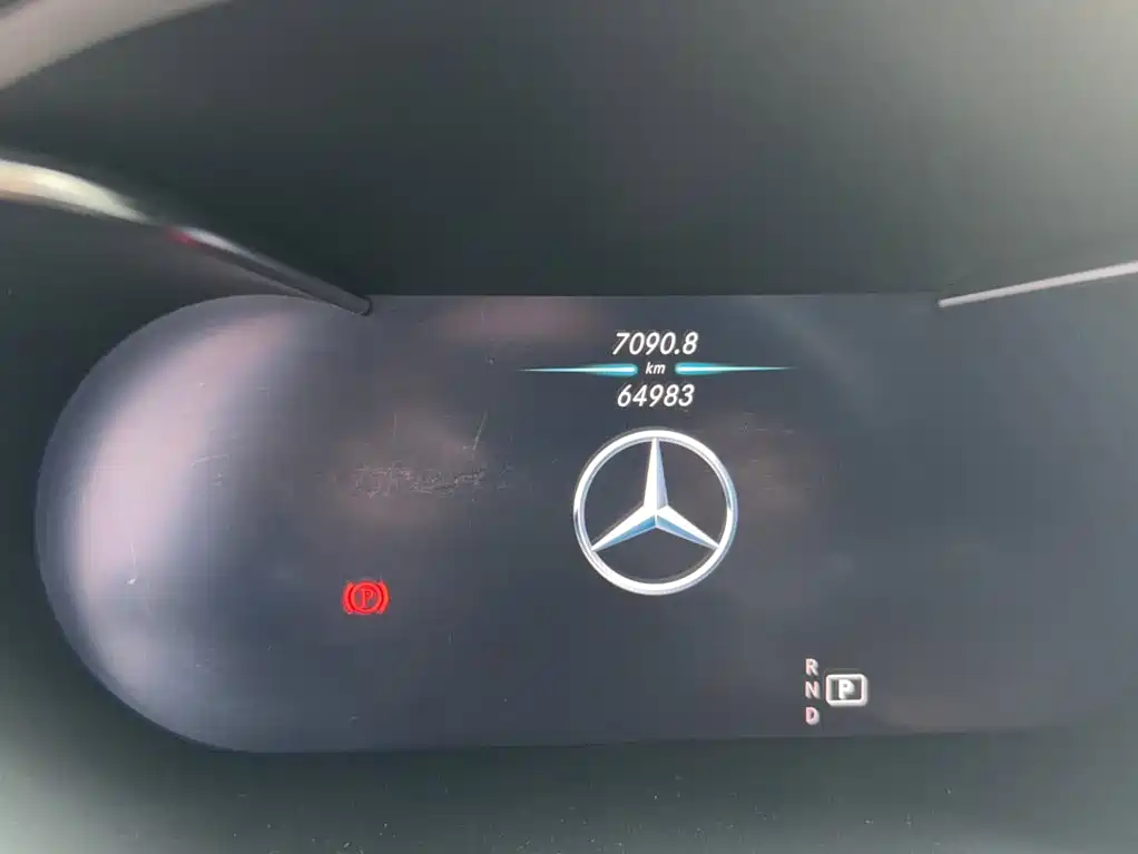 Фото 9 - Mercedes-Benz C-Class