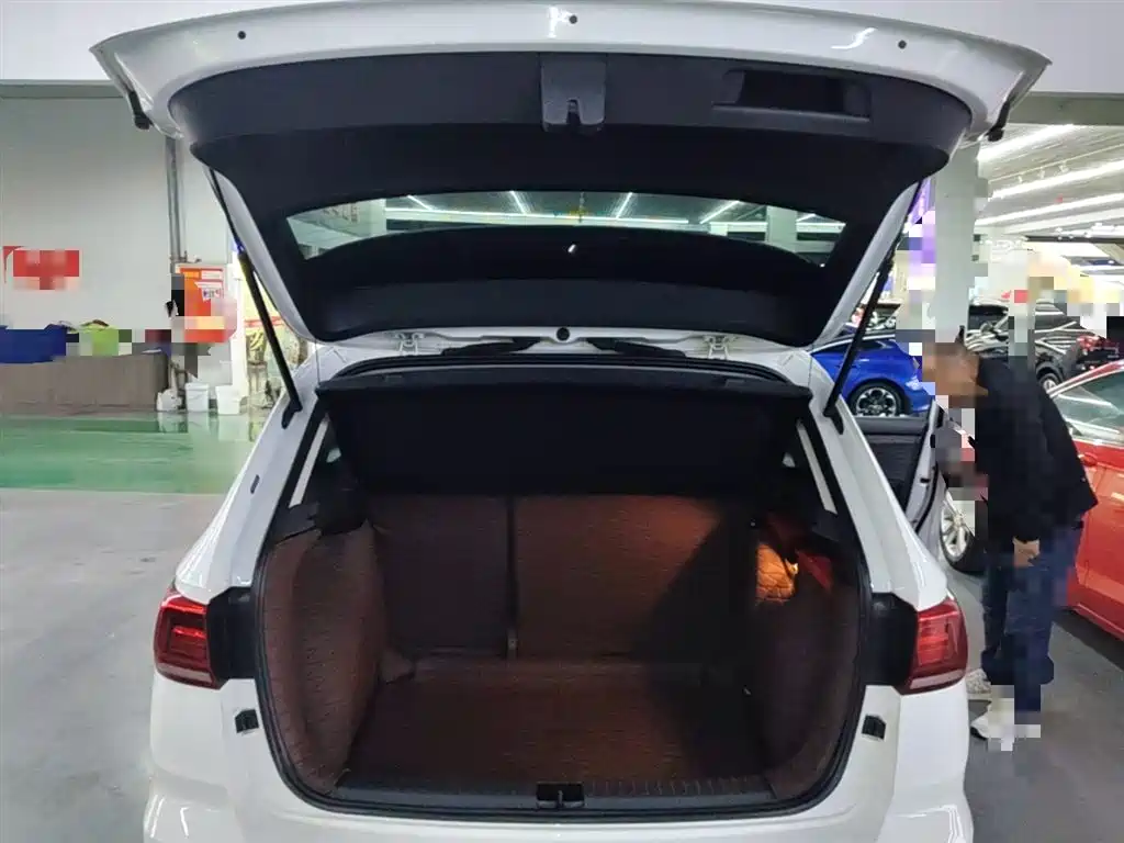 Volkswagen Tharu 2021 Model 280TSI 2WD Trend Edition фото 15