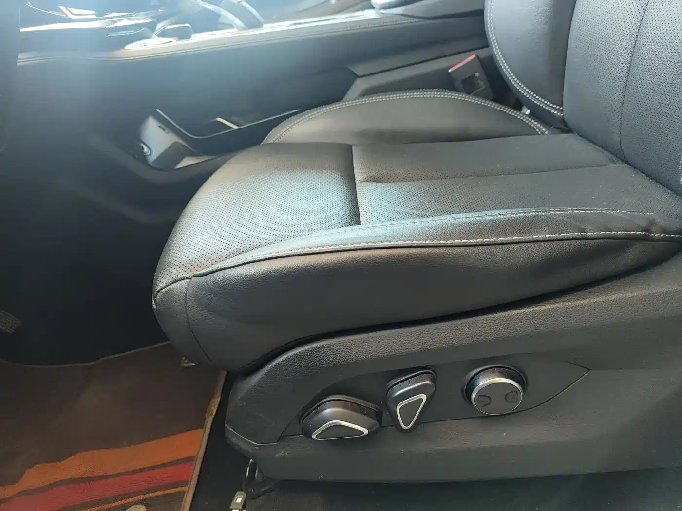 Jiangling Yusheng S350 2020 2.0T Automatic 4WD Diesel Comfort Edition фото 9