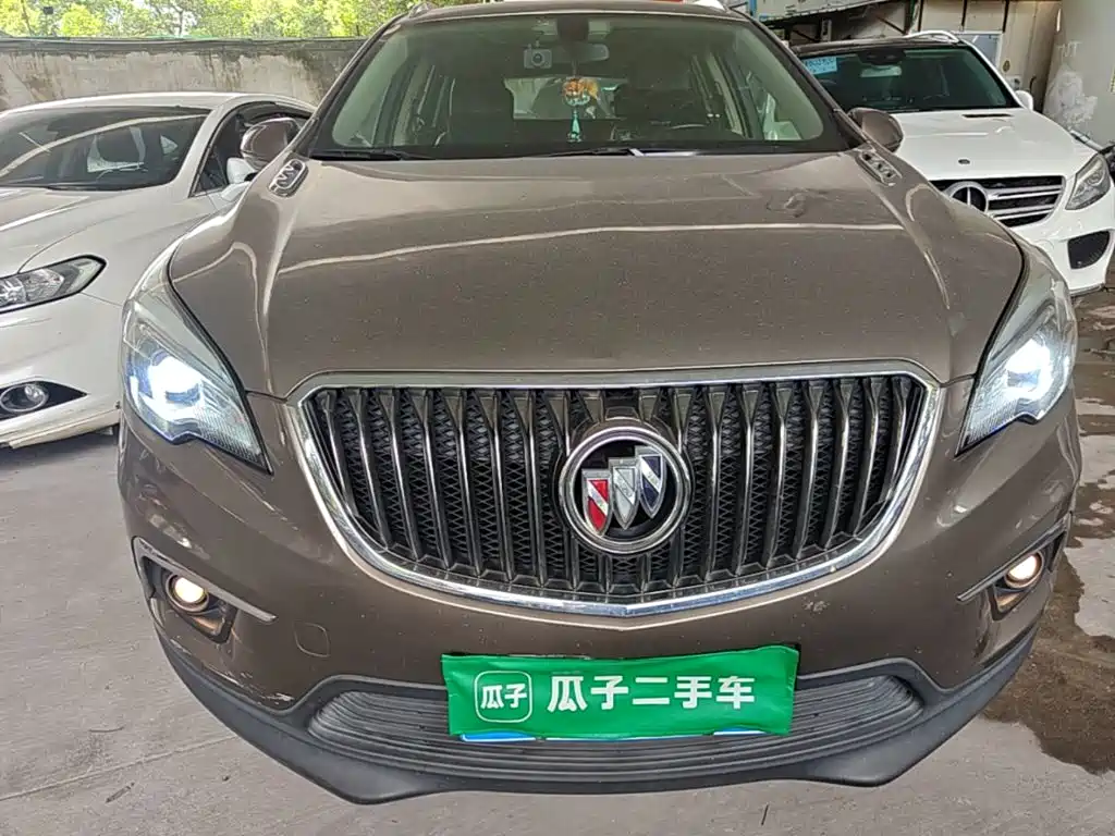 Photo 3 - Buick Envision Plus