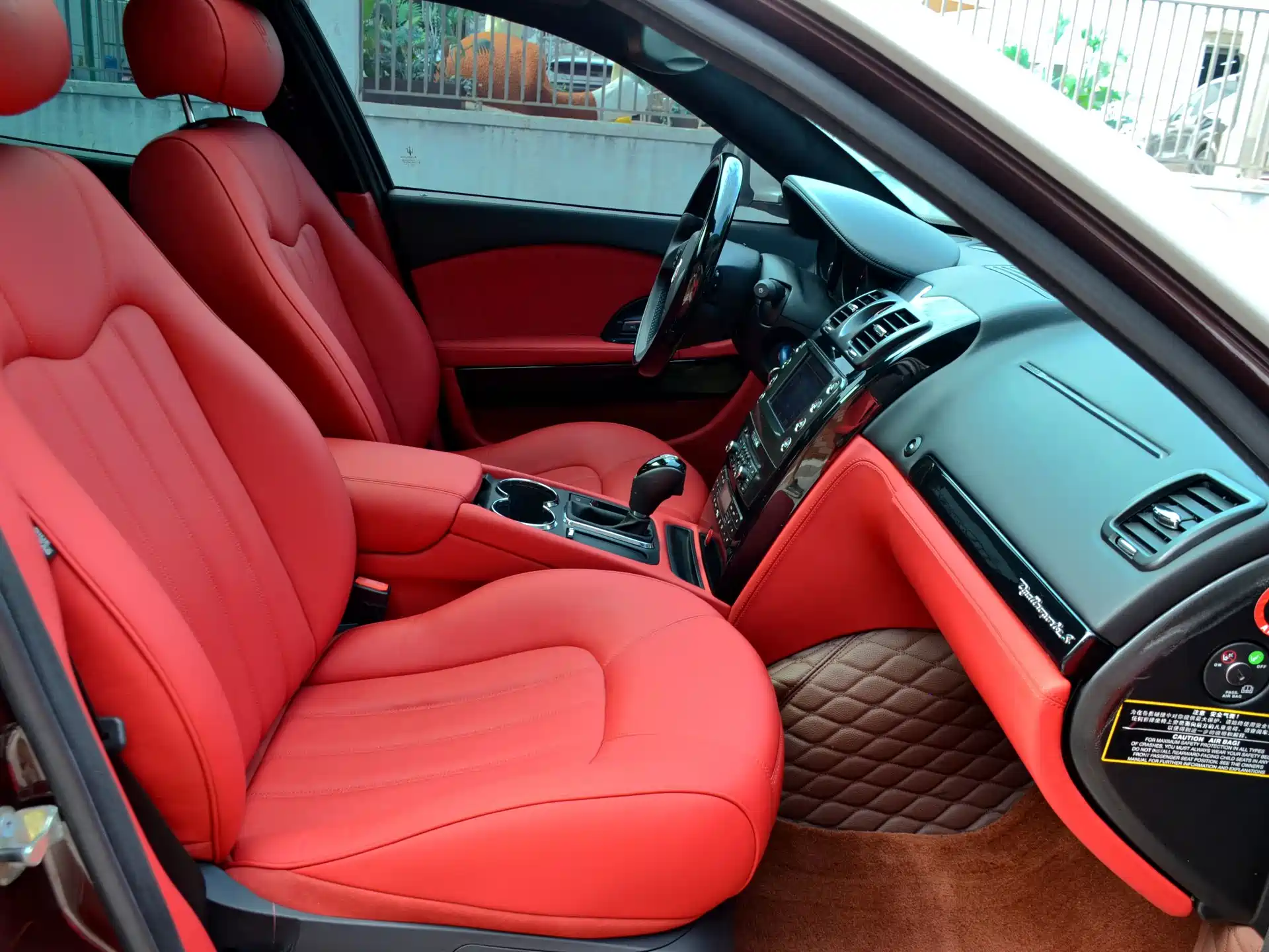 Photo 20 - Maserati Quattroporte