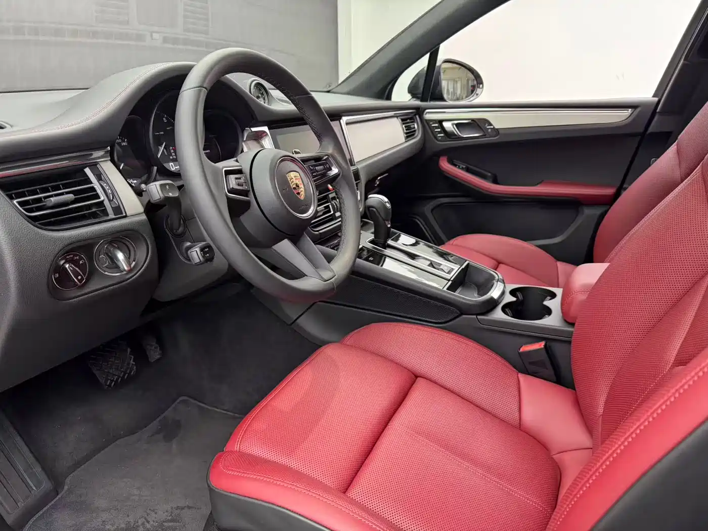 Porsche Macan 2025 Macan 2.0T Dream Chaser Edition фото 9
