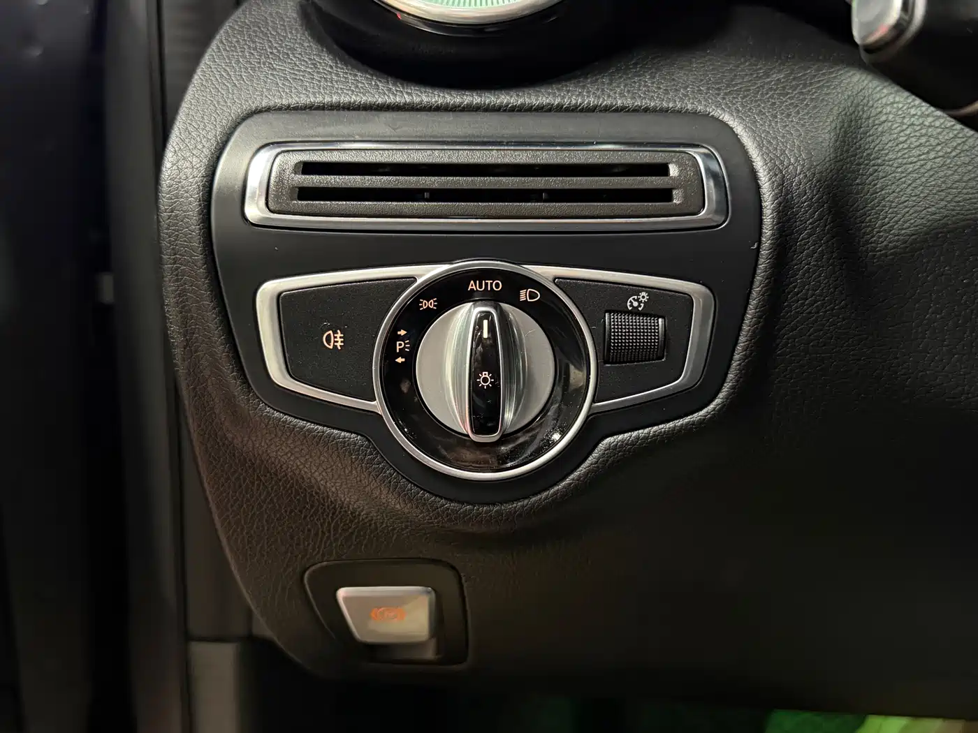 Mercedes-Benz C-Class 2016 C 200 Sport фото 22