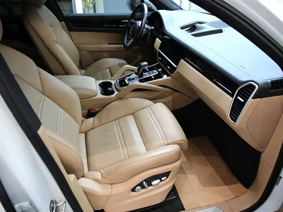 Porsche Cayenne 2018 Cayenne 3.0T фото 7