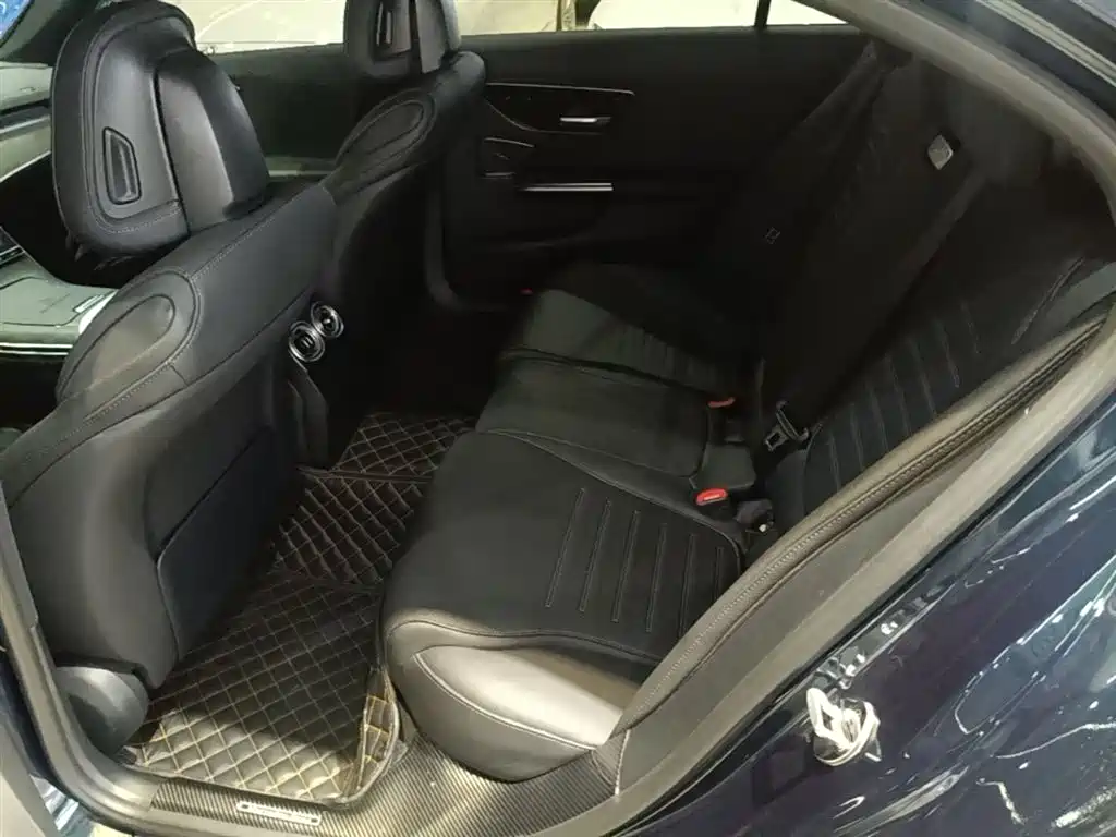 Mercedes-Benz C-Class 2023 C 260 L Sport фото 17