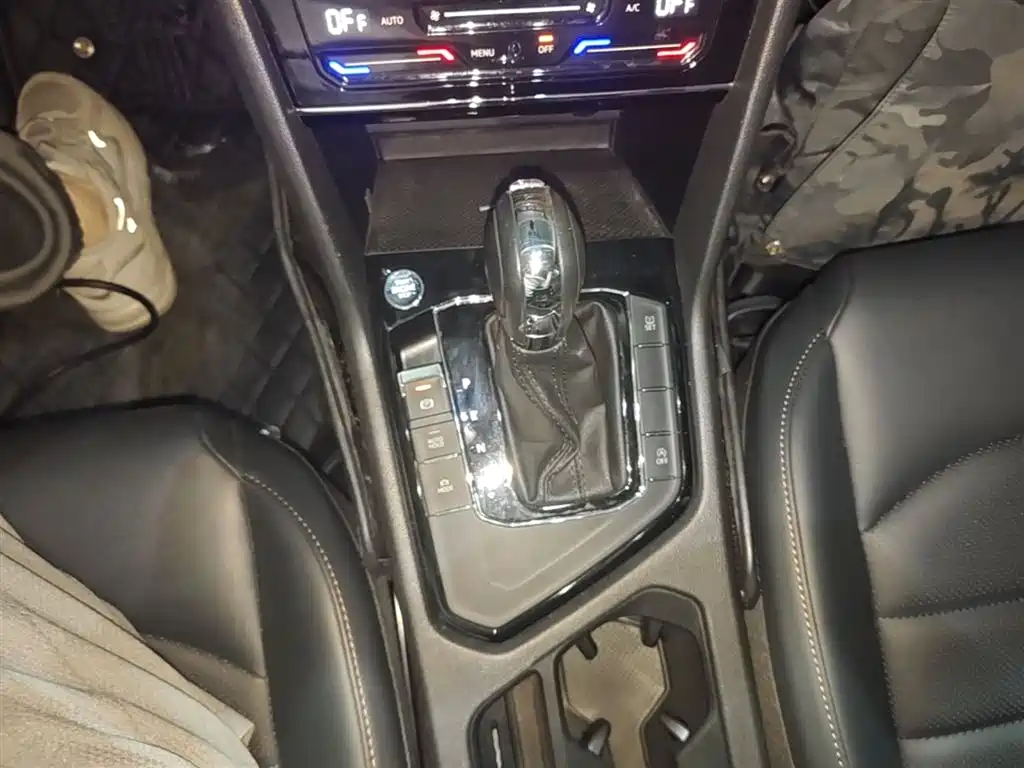 Volkswagen Tharu 2021 280TSI 2WD Luxury Plus фото 10