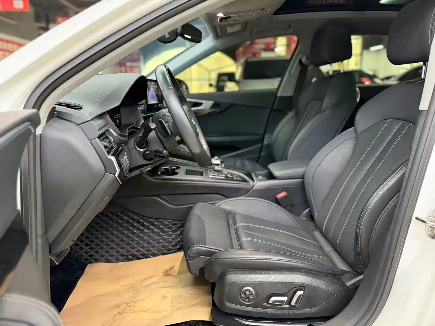 Audi A4L 2022 40 TFSI Luxury Dynamic фото 2