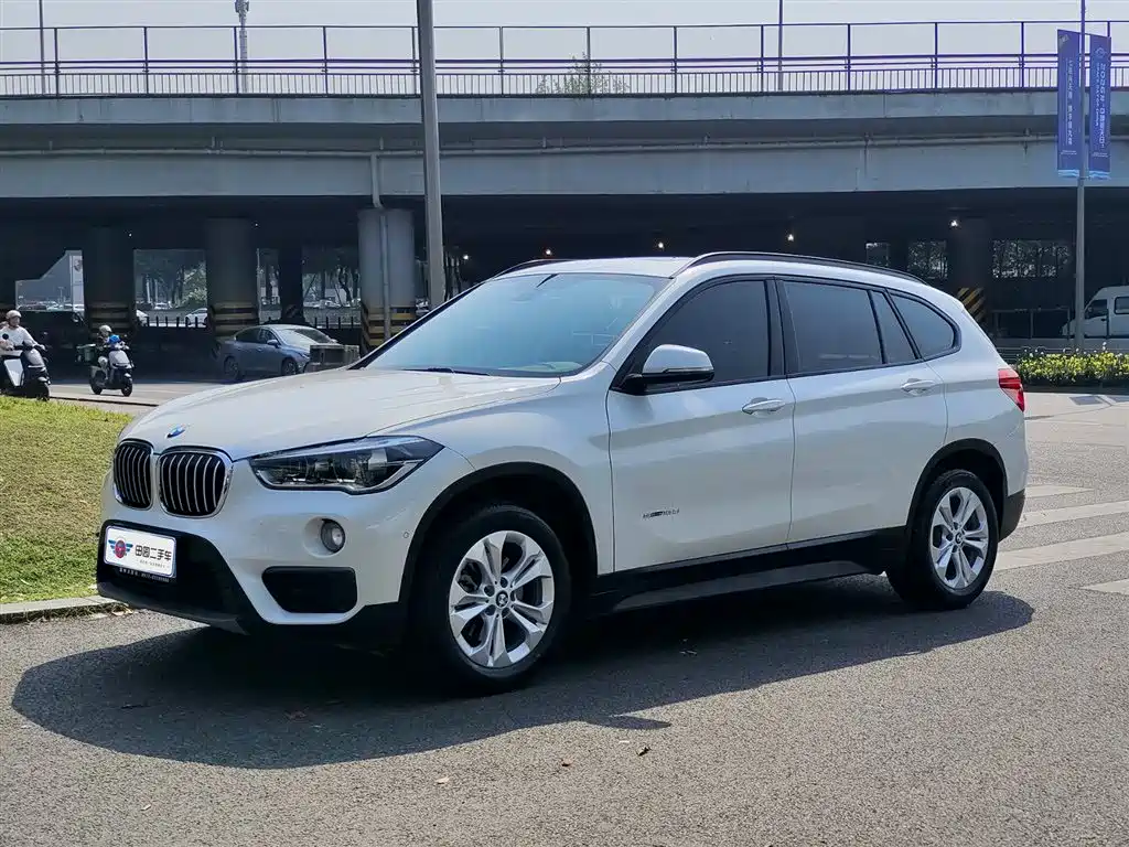BMW X1 2016 sDrive18Li Premium Model