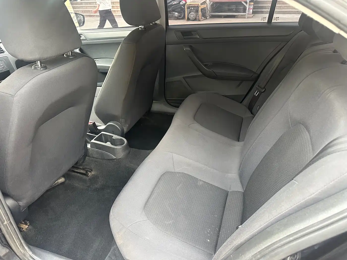 Volkswagen Santana 2015 1.6L Manual Trend Edition фото 7