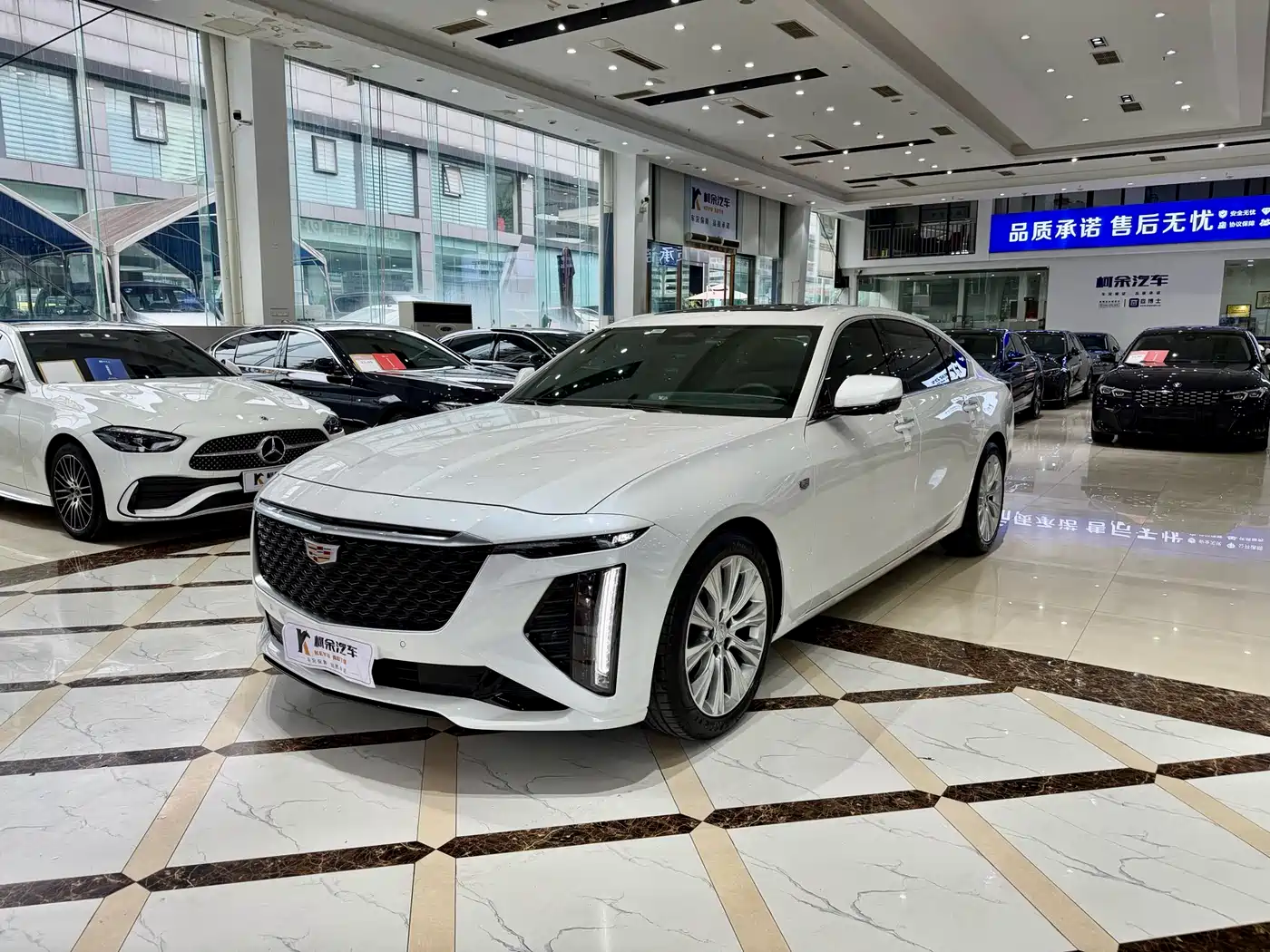 CADILLAC CT6