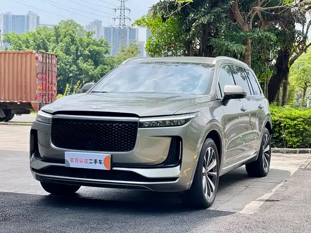 Li Auto Li ONE 2020 Extended Range 6-seater