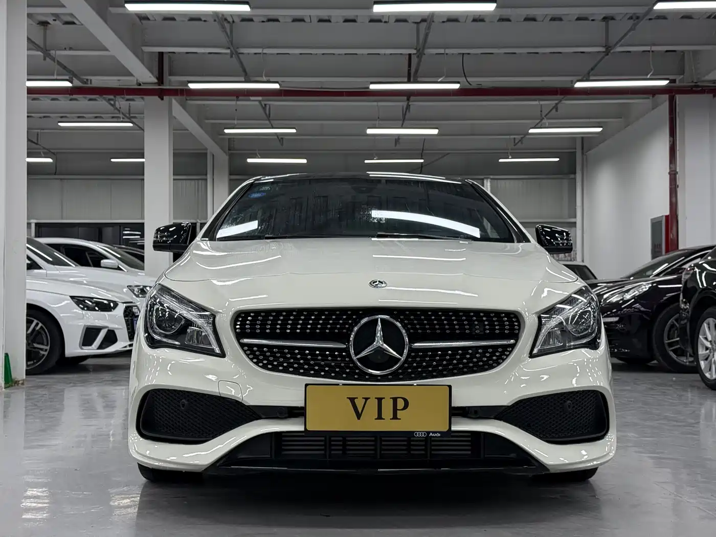 Mercedes-Benz CLA (Import) 2017 CLA 220 4MATIC фото 2