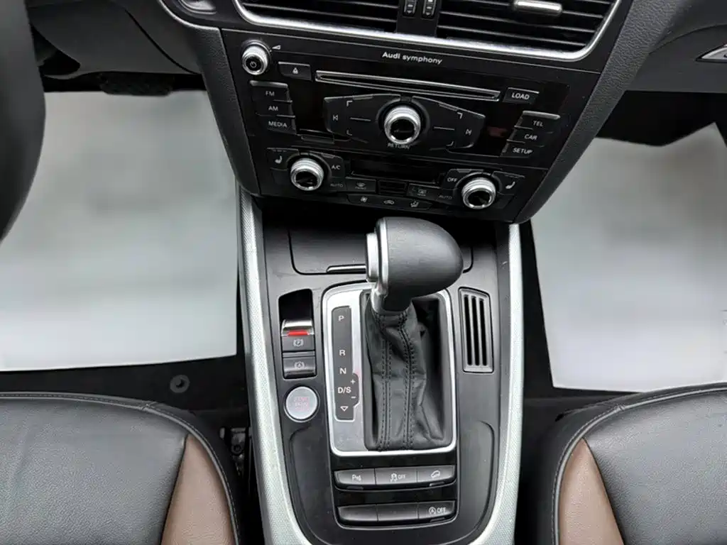 Audi Q5 2018 2017 Plus 40 TFSI Technology