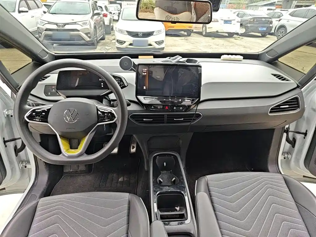 Volkswagen ID.3 2023 Upgraded Pure Intelligence Edition фото 10