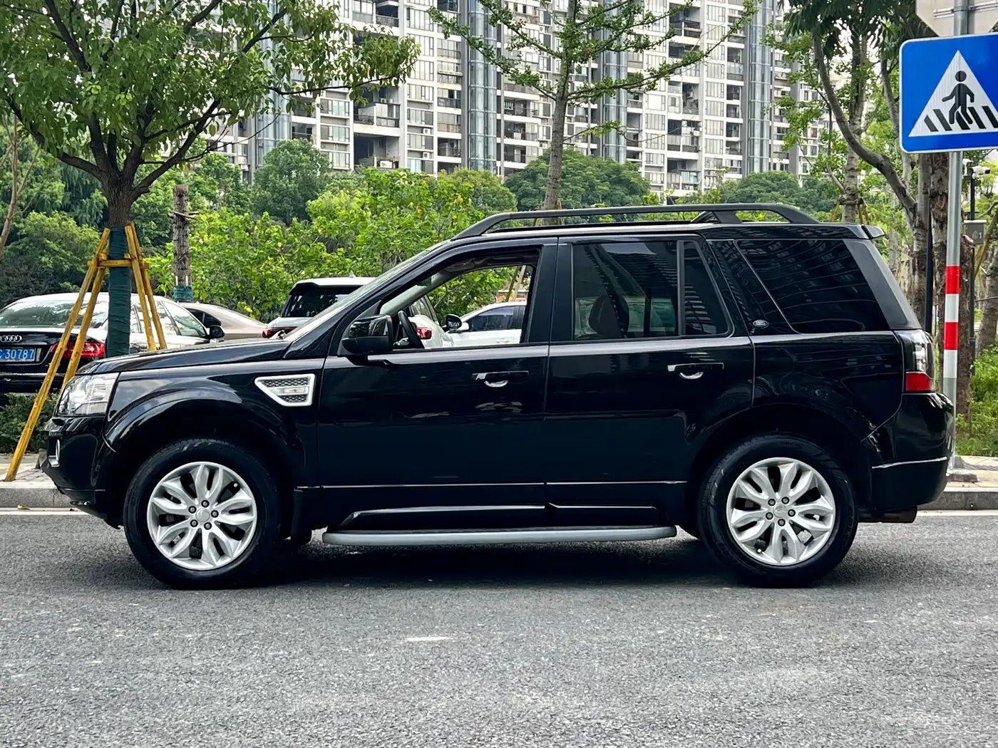 Land Rover Freelander 2 2014 2014 2.0T Si4 HSE Gasoline Edition