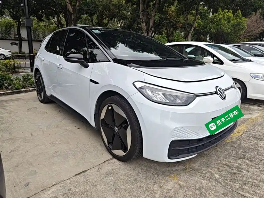 Volkswagen ID.3 2023 Upgraded Pure Intelligence Edition фото 4