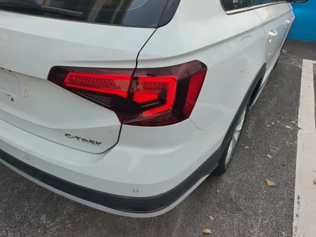 Volkswagen C-TREK 2018 2017 1.6L Automatic Comfort