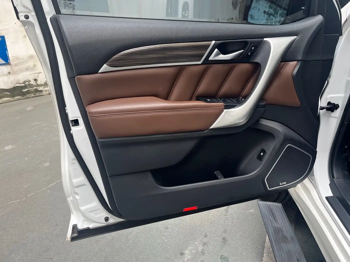 Haval H9 2017 2.0T Petrol 4WD Luxury 7-seater фото 6