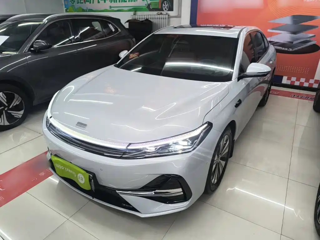 Geely Galaxy A7 2025 EM-i 150km Explorer+ Edition