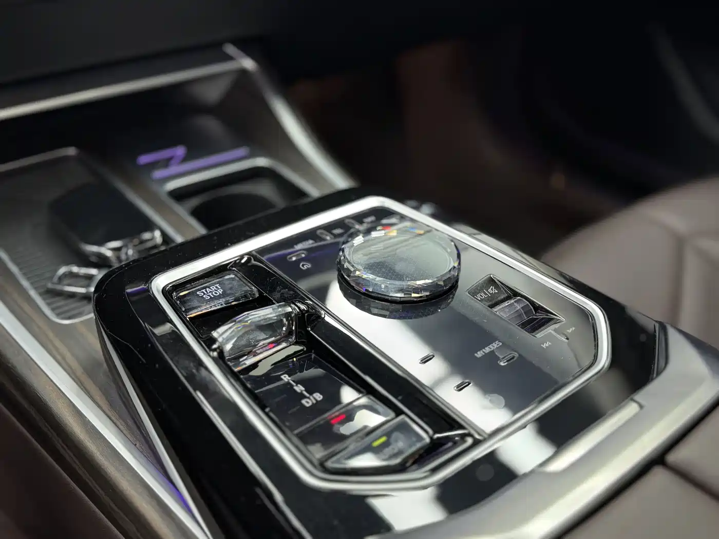 BMW i7 2023 eDrive50L Leading M Sport Package фото 16