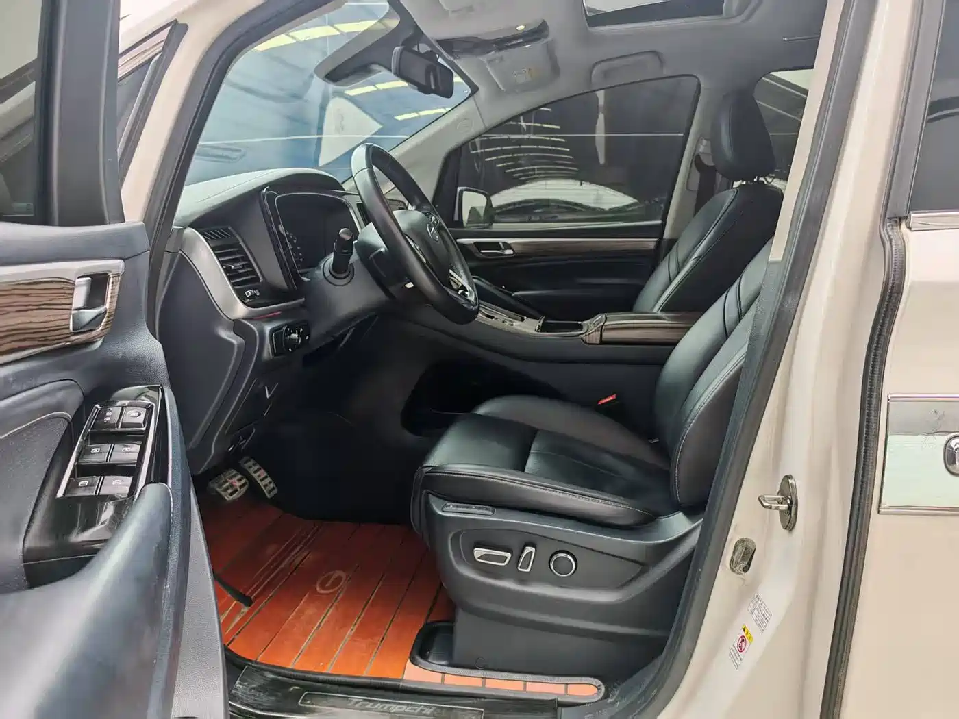 GAC Trumpchi Trumpchi M8 2021 Leading Show Series 390T Ultimate Edition фото 7