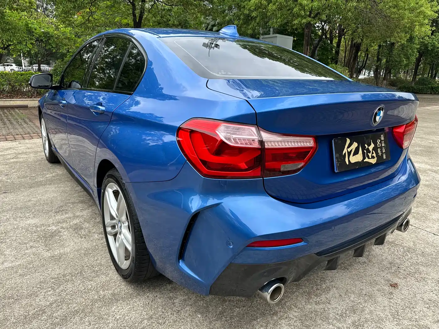 BMW 1 Series 2020 Model 120i M Sport Package фото 17