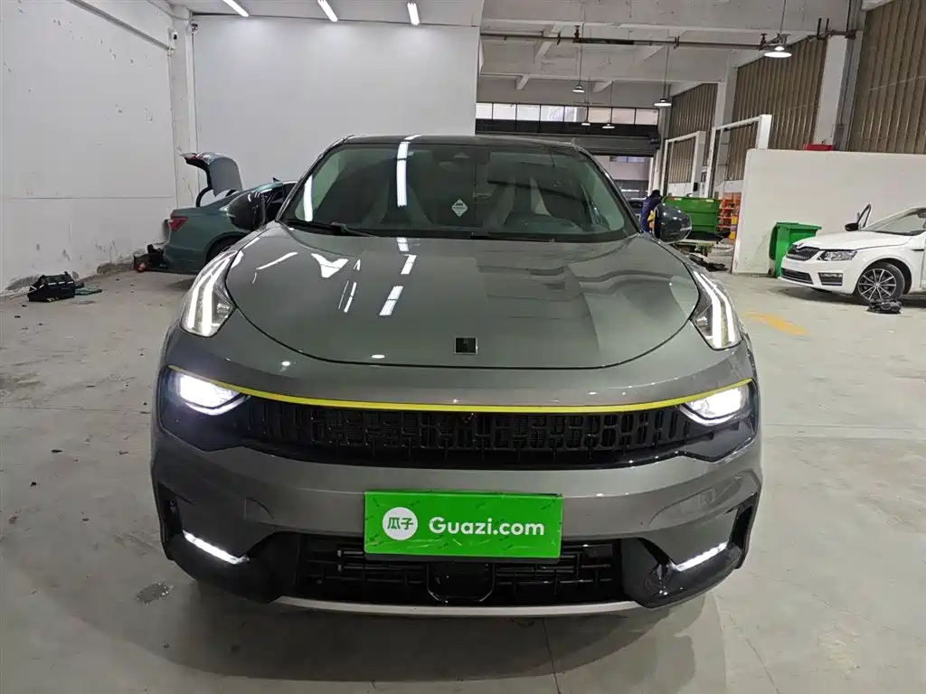 Lynk & Co 05 2020 2.0TD 2WD Shine Halo фото 3