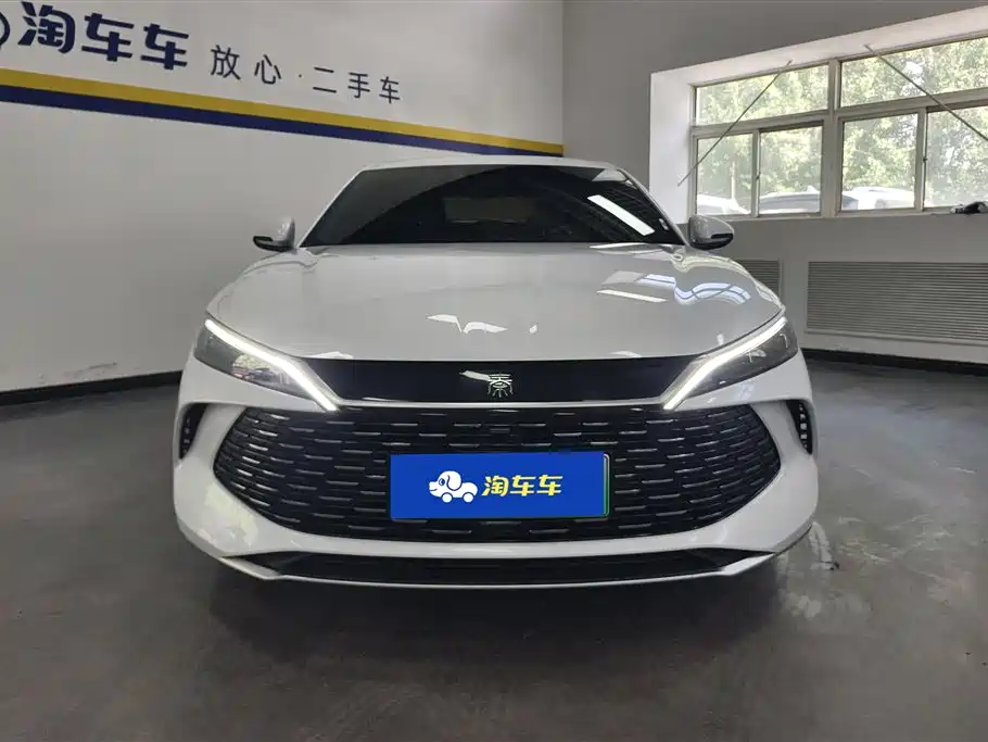 BYD Qin L 2024 DM-i 80KM Leading Edition фото 2