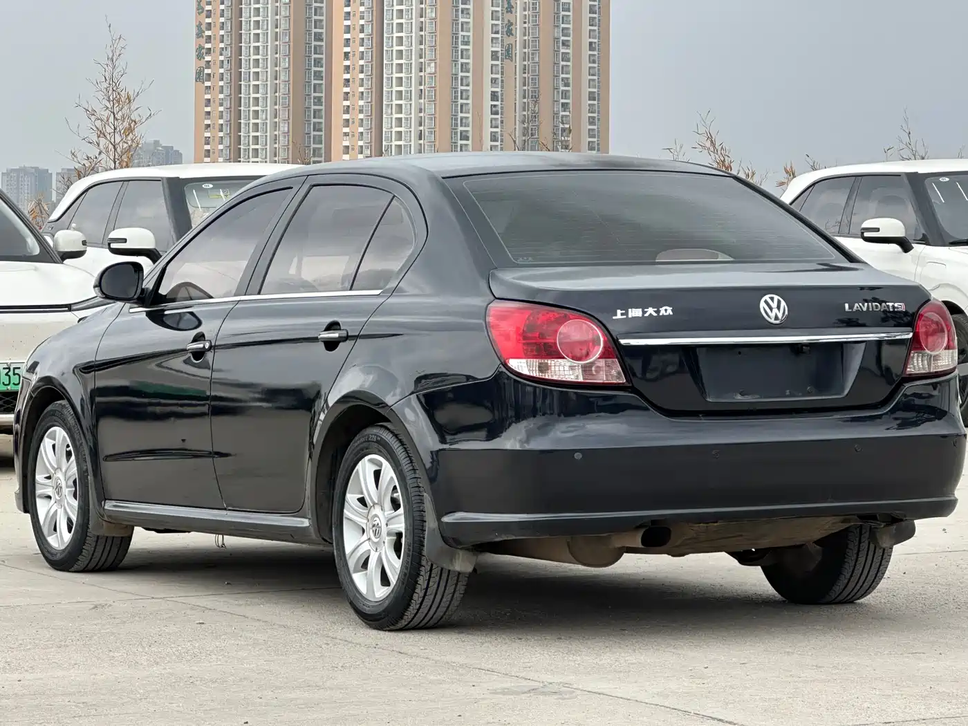 Volkswagen Lavida 2011 1.4TSI DSG Pinya Edition фото 5