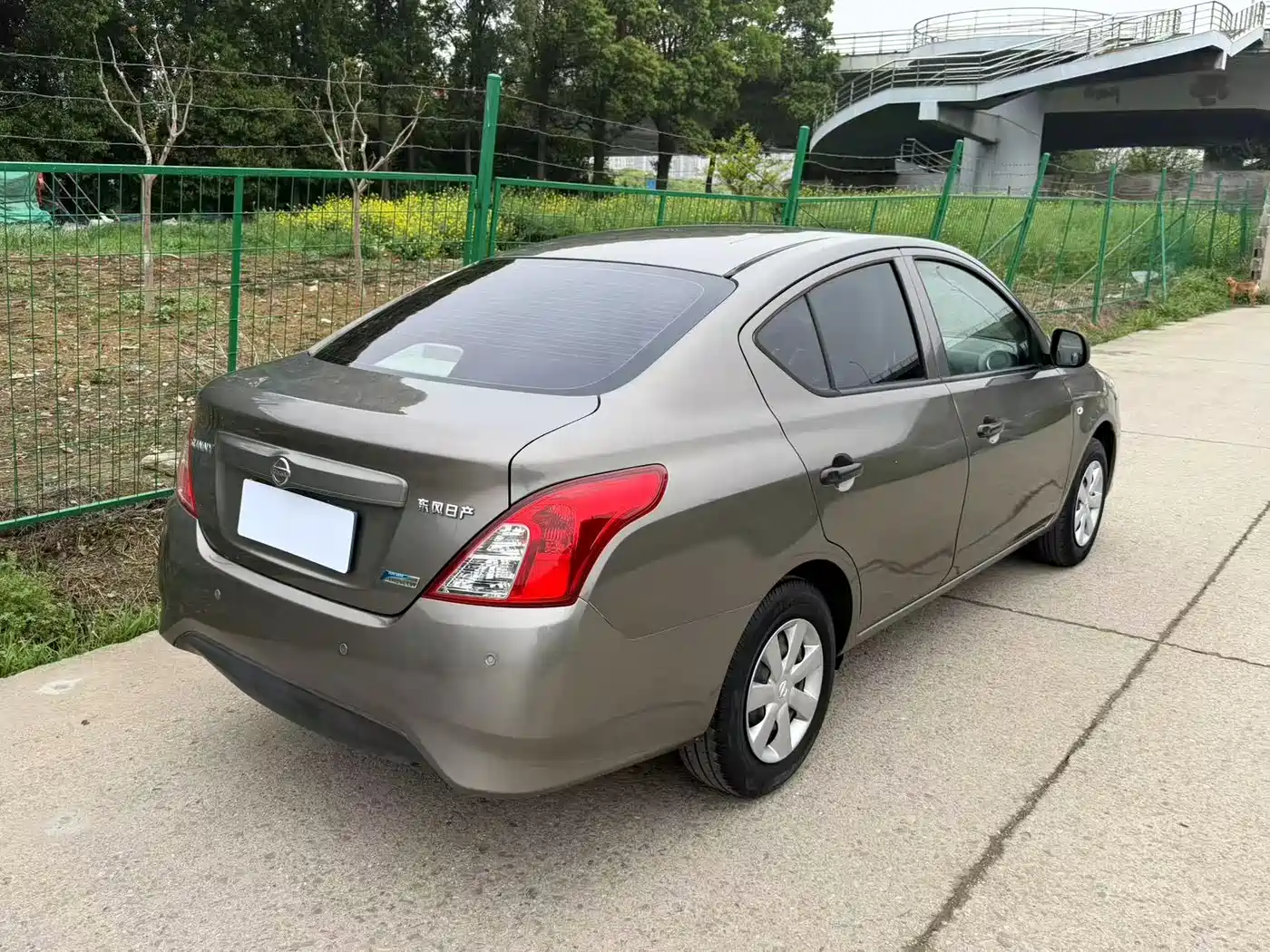 Nissan Sunny 2016 2016 1.5XE CVT Leading Edition