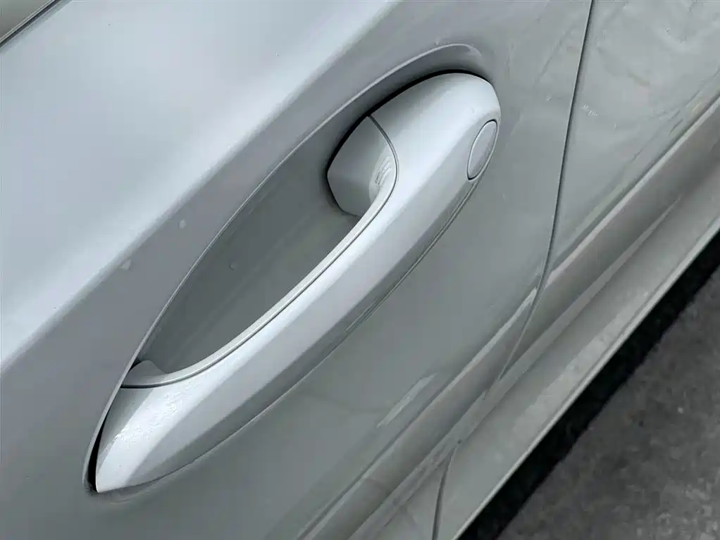 BMW 3 Series 2024 325Li M Sport Package фото 8