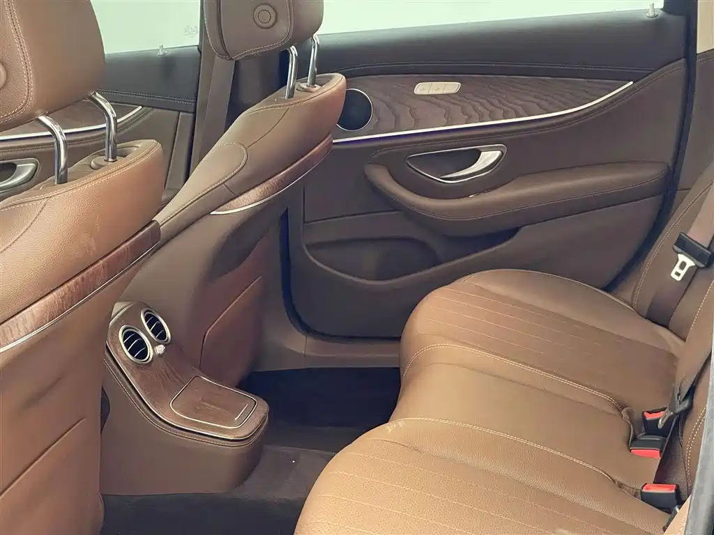Mercedes-Benz E-Class 2023 Facelift E 300 L Fashion фото 14