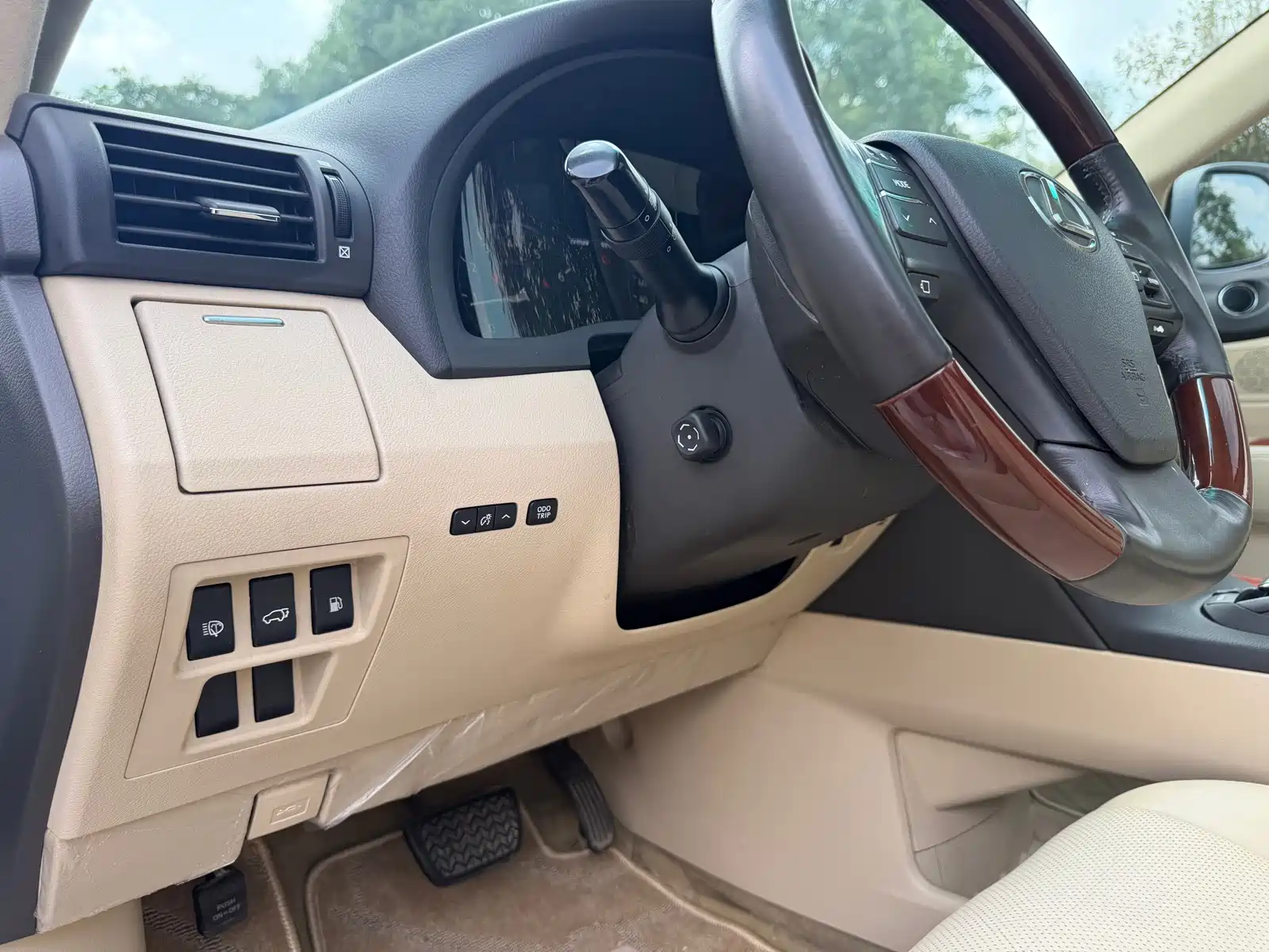Photo 13 - Lexus RX Classic