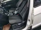 Фото 15 - Ford Kuga